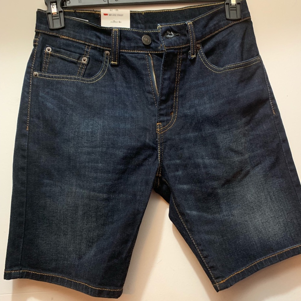 Women Levi’s short 568 size 28